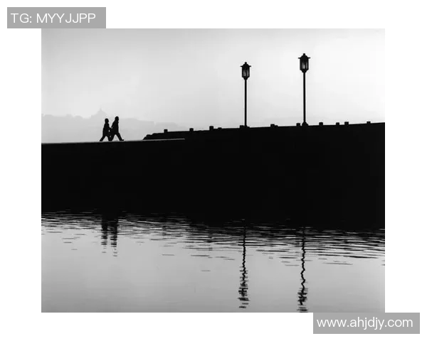 探索光影艺术：写真摄影中的情感表达与美学创作之道